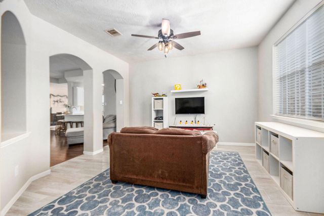 4706 Shale Drive, Baytown, TX 77521