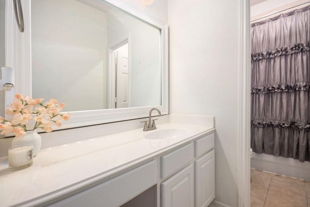 4706 Shale Drive, Baytown, TX 77521