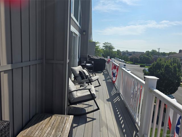 355 E Market Street Upper, Long Beach, NY 11561