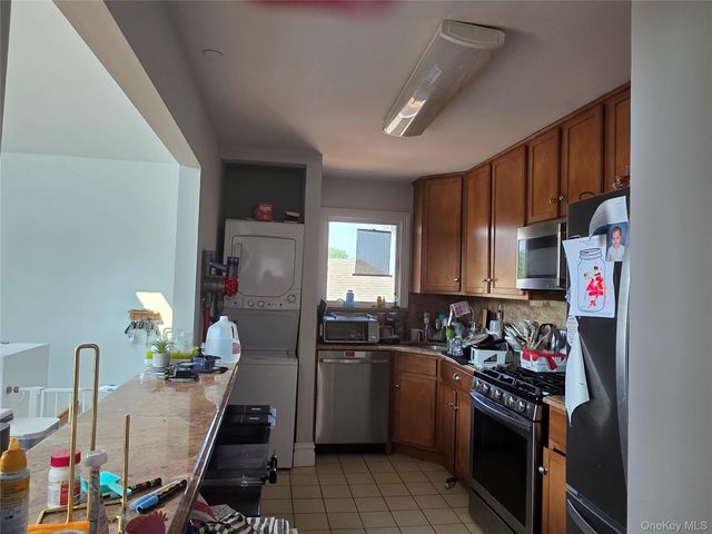 355 E Market Street Upper, Long Beach, NY 11561
