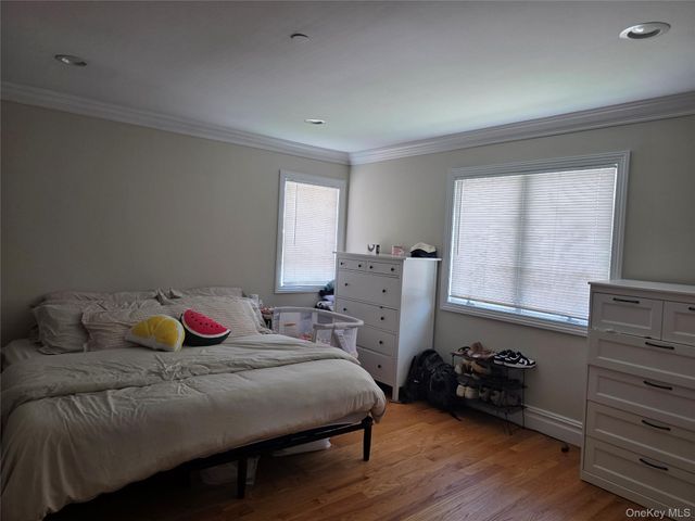 355 E Market Street Upper, Long Beach, NY 11561