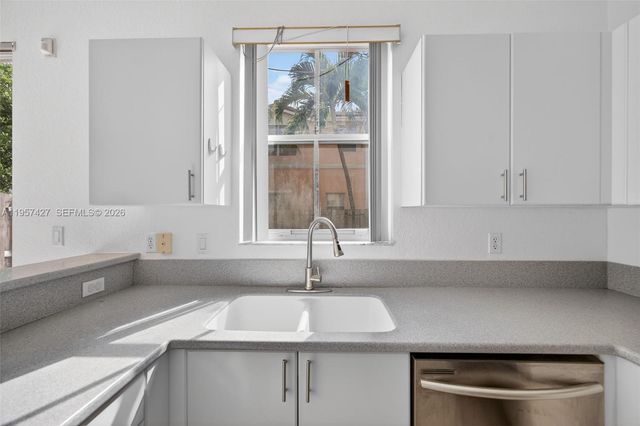 12430 SW 124th Ter, Miami, FL 33186