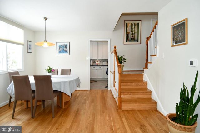 854 N LIBERTY ST, Arlington, VA 22205