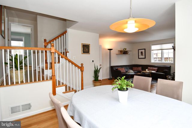 854 N LIBERTY ST, Arlington, VA 22205