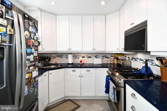 854 N LIBERTY ST, Arlington, VA 22205