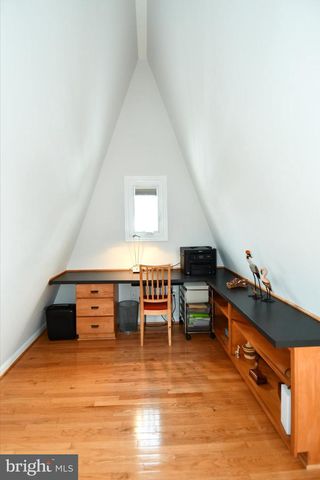 854 N LIBERTY ST, Arlington, VA 22205