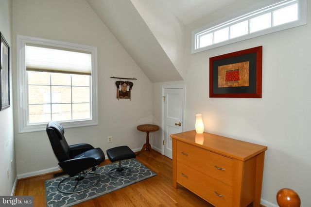 854 N LIBERTY ST, Arlington, VA 22205