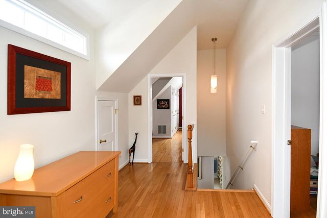 854 N LIBERTY ST, Arlington, VA 22205