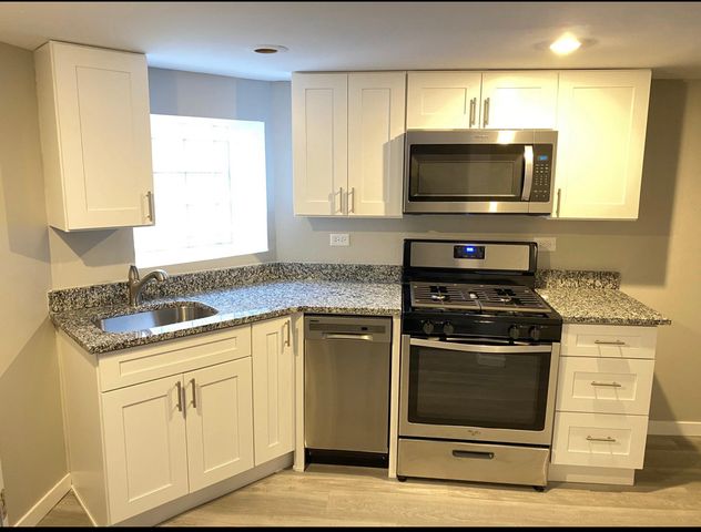 4923 W Concord Place, Chicago, IL 60639