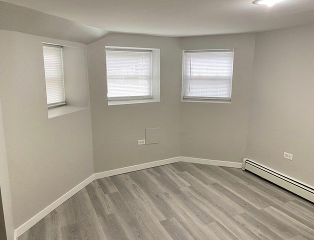 4923 W Concord Place, Chicago, IL 60639