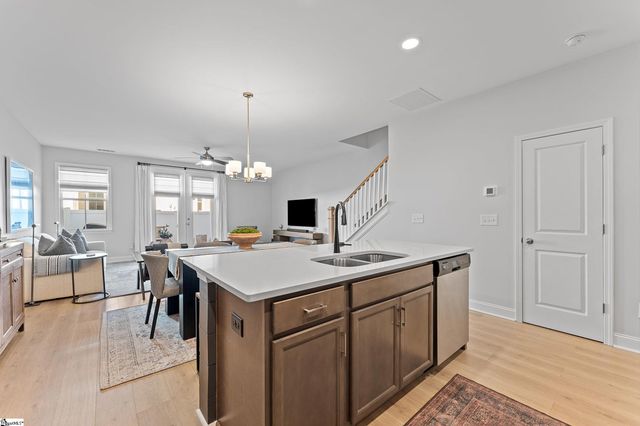 34 Red Horse Way, Greer, SC 29651