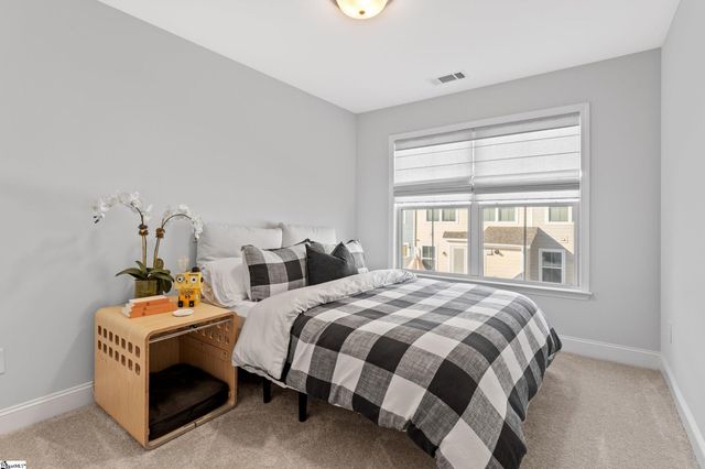 34 Red Horse Way, Greer, SC 29651