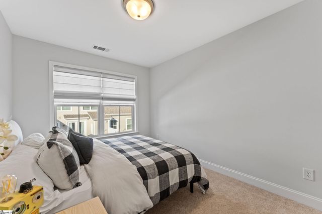 34 Red Horse Way, Greer, SC 29651