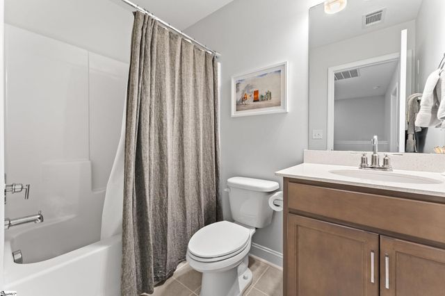 34 Red Horse Way, Greer, SC 29651