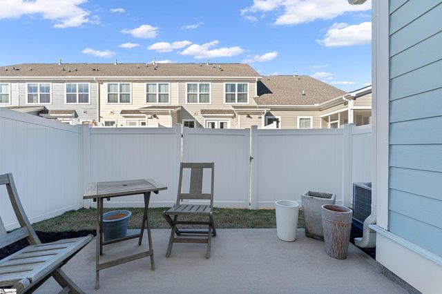 34 Red Horse Way, Greer, SC 29651