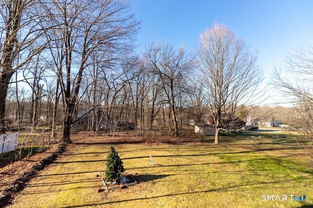 1326 Meriden Avenue, Southington, CT 06489