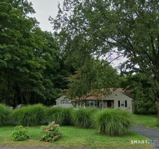 1326 Meriden Avenue, Southington, CT 06489