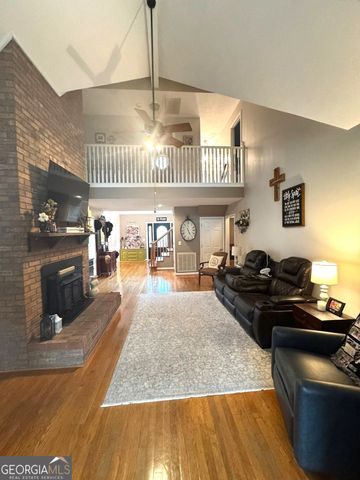 135 Meadow Lakes Boulevard, Cedartown, GA 30125
