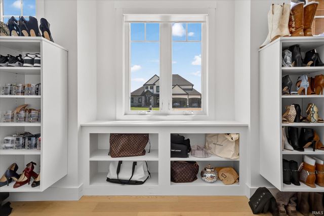 11171 Albany Ridge Drive, Osceola, IN 46561