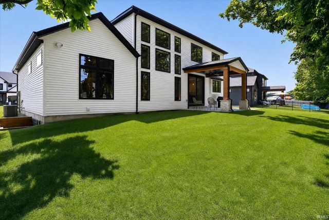 11171 Albany Ridge Drive, Osceola, IN 46561