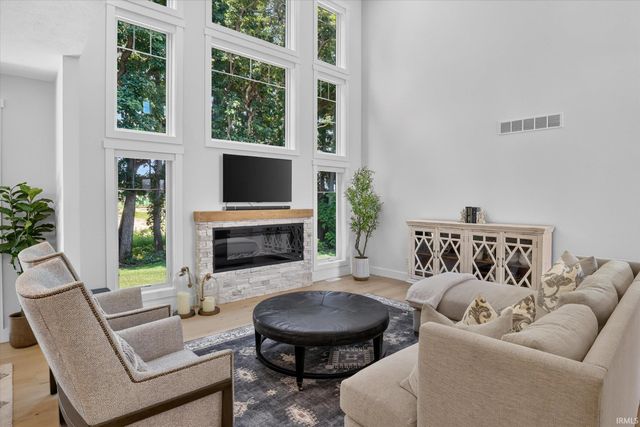 11171 Albany Ridge Drive, Osceola, IN 46561