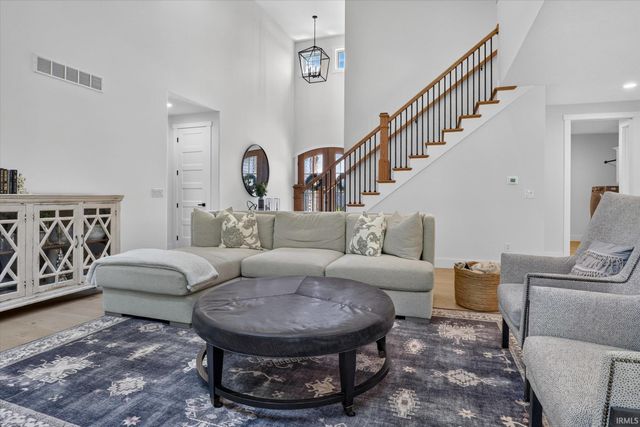 11171 Albany Ridge Drive, Osceola, IN 46561