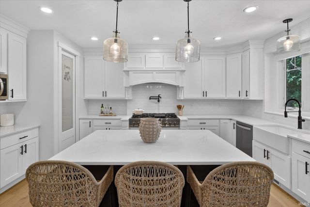 11171 Albany Ridge Drive, Osceola, IN 46561
