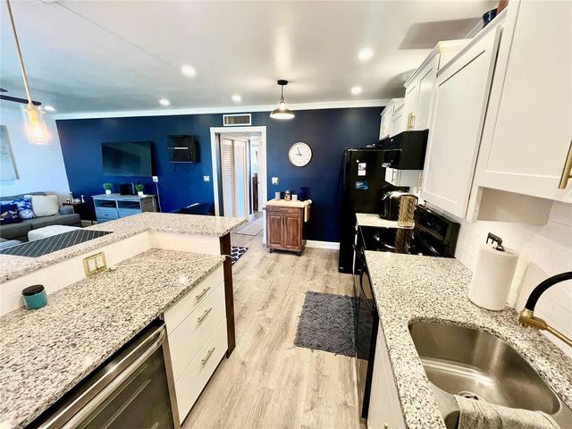 1600 W LAKE PARKER DRIVE A23, Lakeland, FL 33805