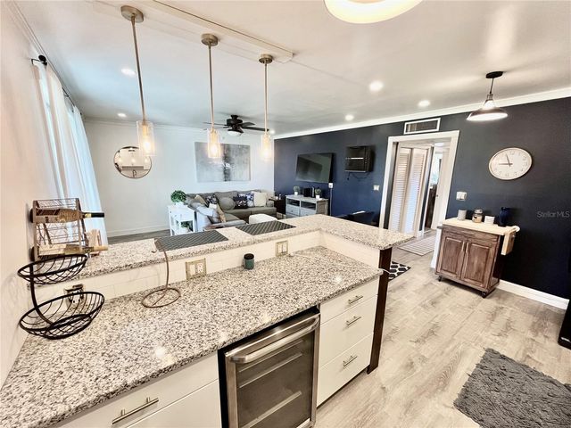 1600 W LAKE PARKER DRIVE A23, Lakeland, FL 33805