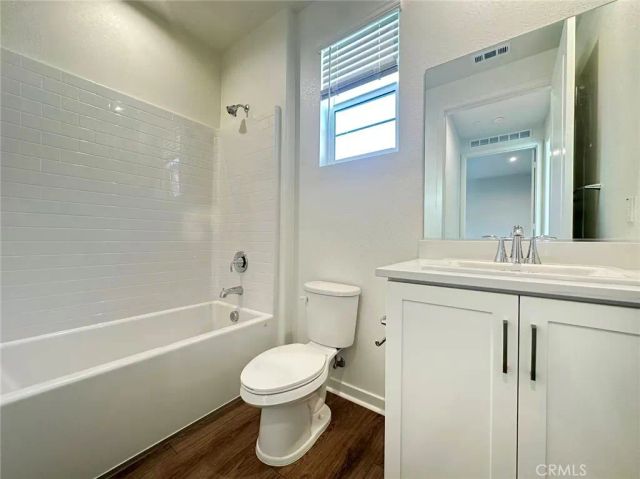 16052 Montenegro Ln, Fontana, CA 92336