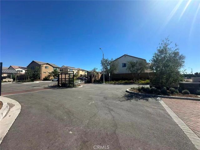 16052 Montenegro Ln, Fontana, CA 92336