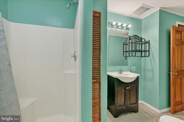 424 CLEVELAND RD, Linthicum Heights, MD 21090