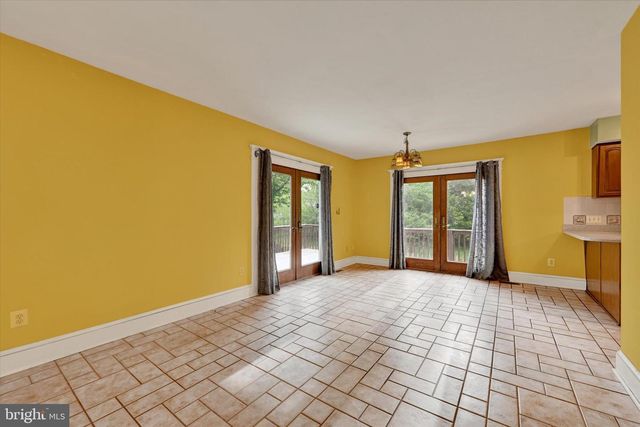 424 CLEVELAND RD, Linthicum Heights, MD 21090