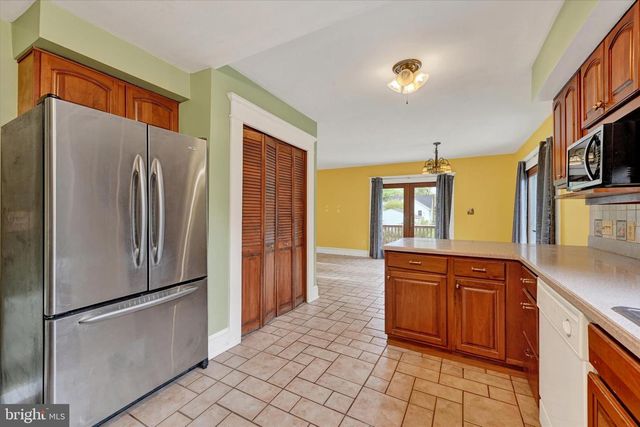 424 CLEVELAND RD, Linthicum Heights, MD 21090