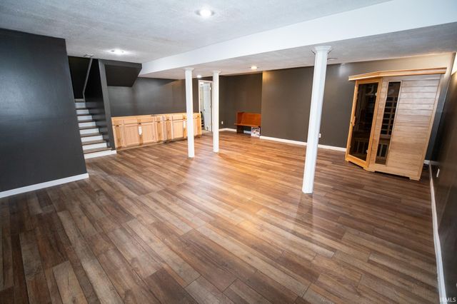 10670 Nutmeg Road, Plymouth, IN 46563