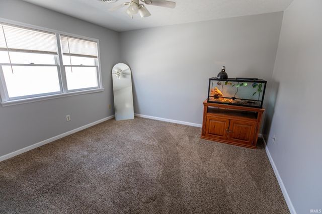 10670 Nutmeg Road, Plymouth, IN 46563