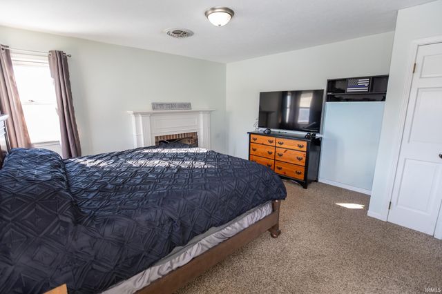 10670 Nutmeg Road, Plymouth, IN 46563