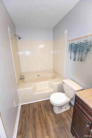 10670 Nutmeg Road, Plymouth, IN 46563