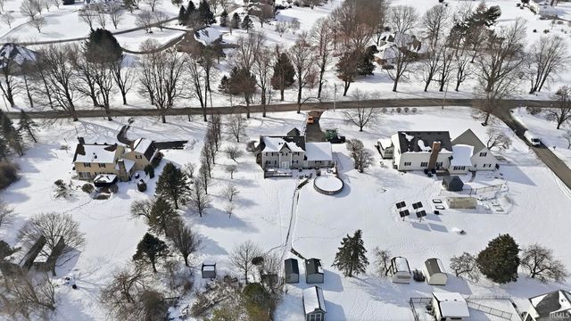 10670 Nutmeg Road, Plymouth, IN 46563