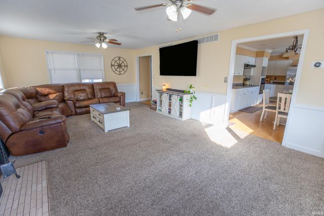 10670 Nutmeg Road, Plymouth, IN 46563