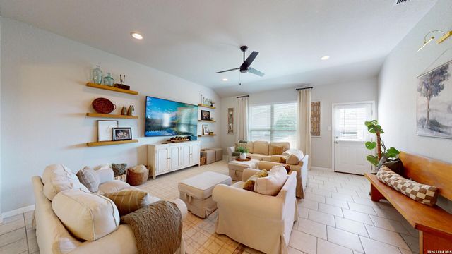 2814 Silo Turn, New Braunfels, TX 78130