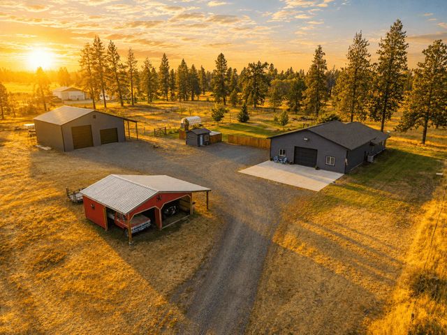16106 S Dover Rd, Cheney, WA 99004