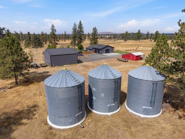 16106 S Dover Rd, Cheney, WA 99004