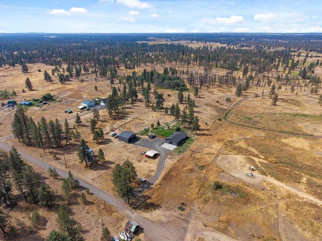 16106 S Dover Rd, Cheney, WA 99004
