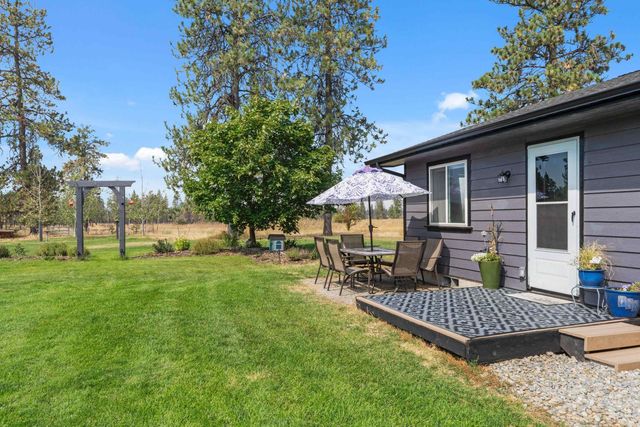16106 S Dover Rd, Cheney, WA 99004