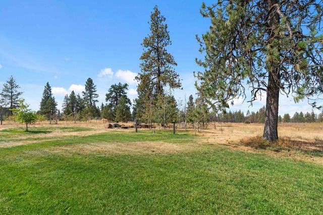 16106 S Dover Rd, Cheney, WA 99004