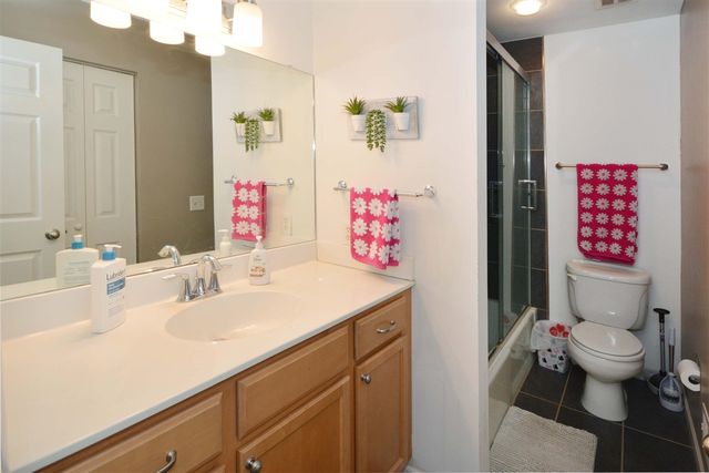230 Falkirk Court, Kalamazoo, MI 49006
