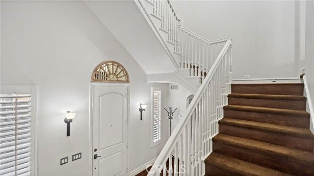 19 Inglenook, Irvine, CA 92602