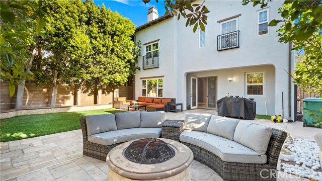 19 Inglenook, Irvine, CA 92602