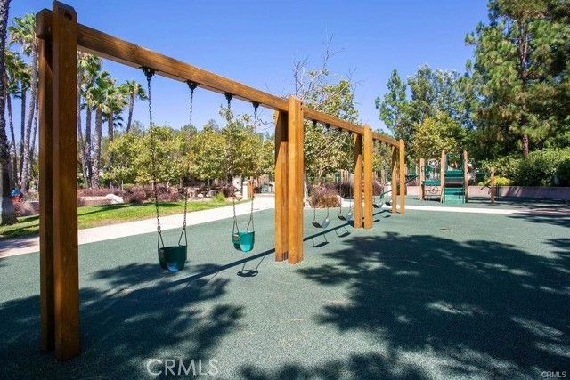 19 Inglenook, Irvine, CA 92602